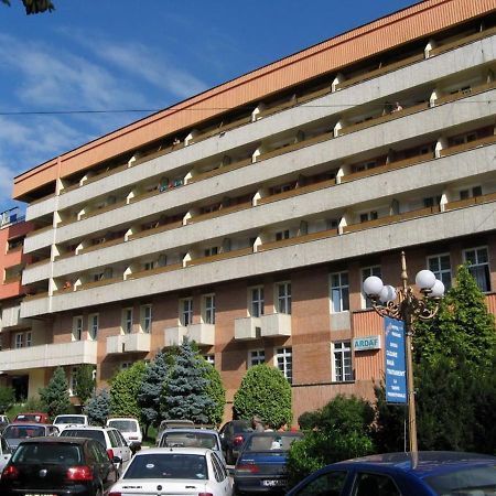 Hotel Parang Băile Olăneşti エクステリア 写真