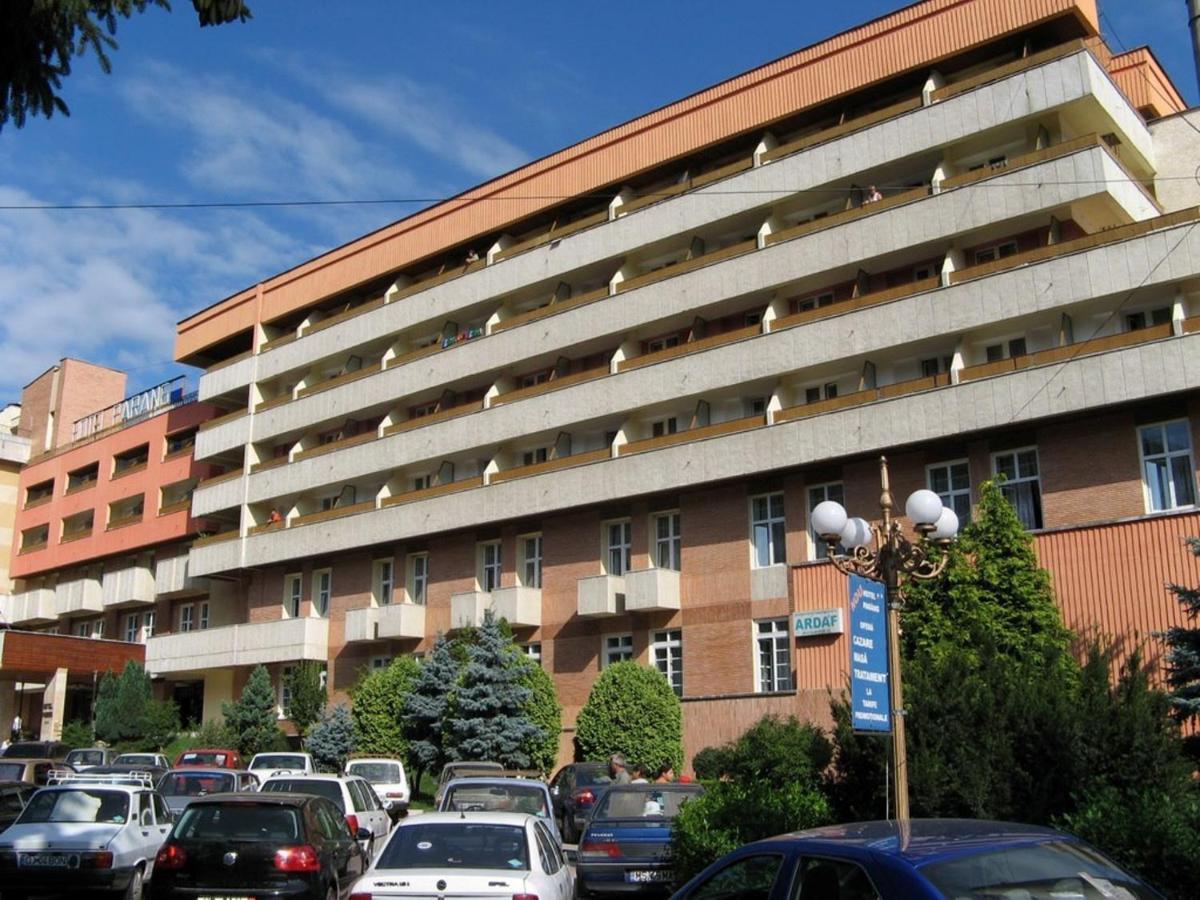 Hotel Parang Băile Olăneşti エクステリア 写真