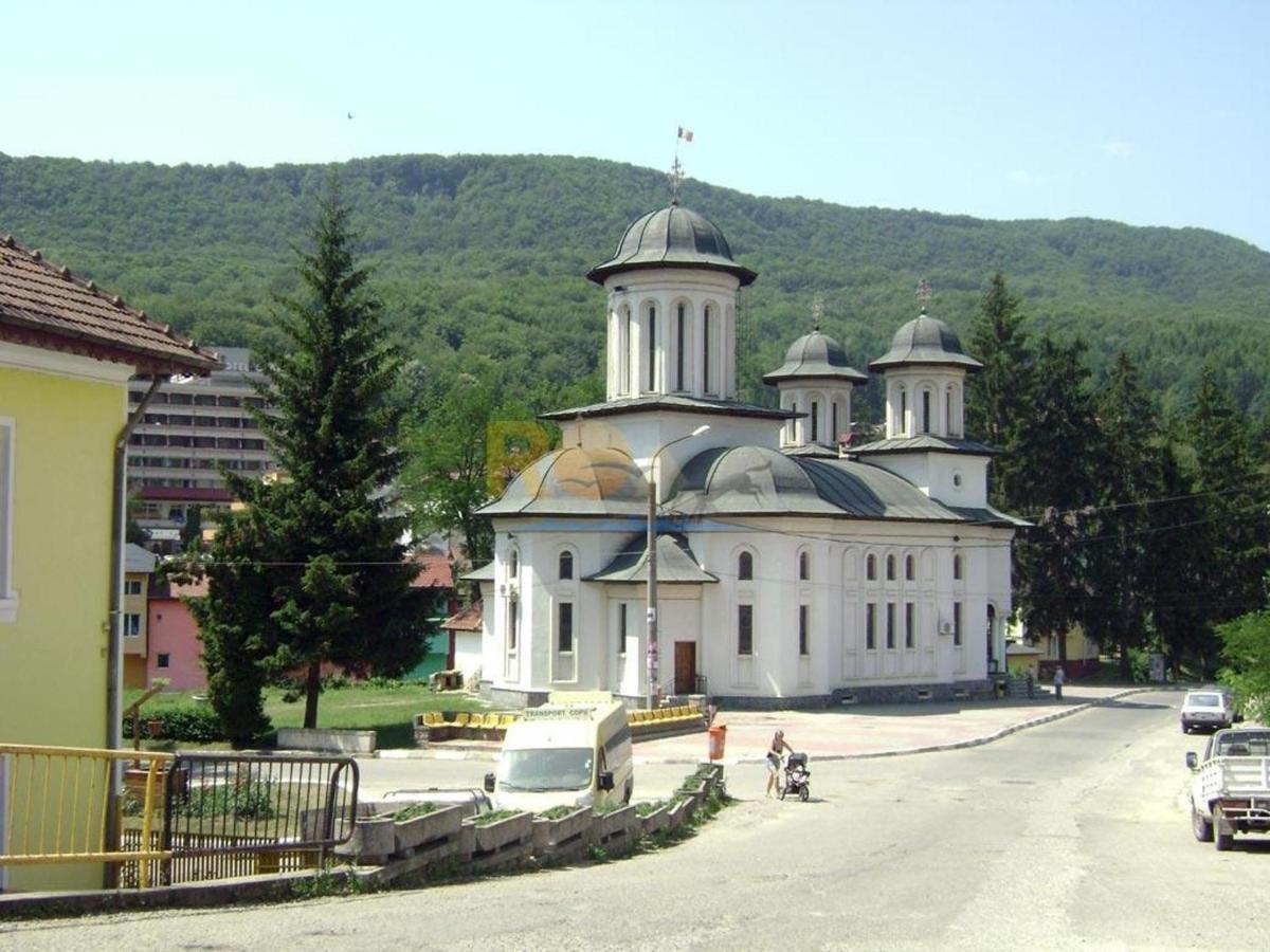 Hotel Parang Băile Olăneşti エクステリア 写真